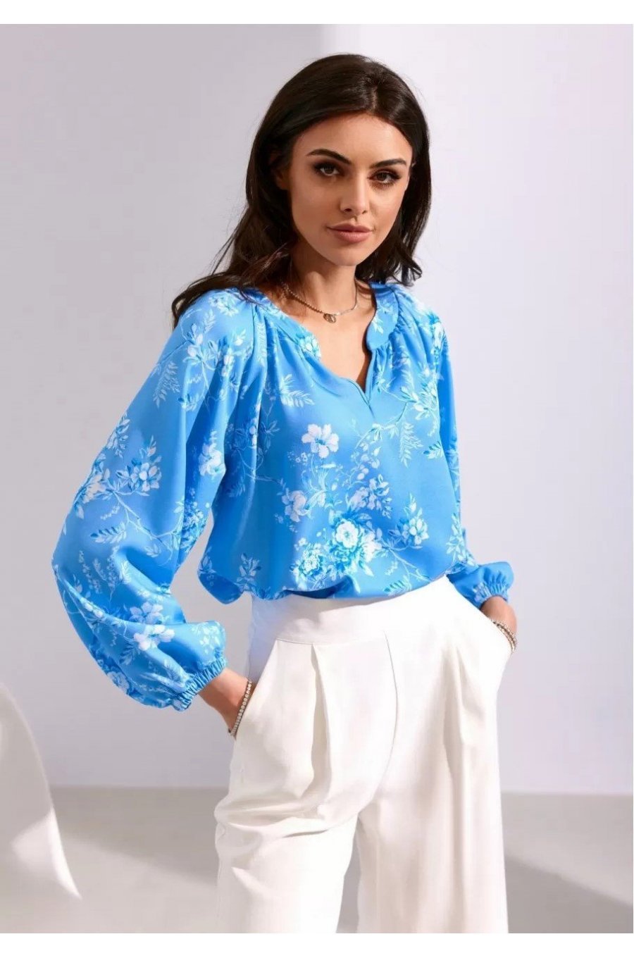 Bluza dama tip tunica, baby blue cu flori, vaporoasa, cu maneca lunga, ClaraR 1 - jojofashion.ro