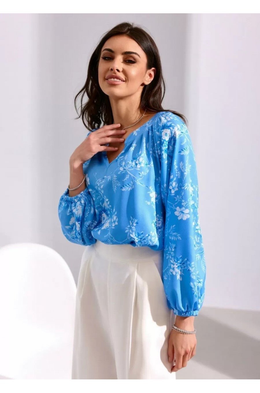 Bluza dama tip tunica, baby blue cu flori, vaporoasa, cu maneca lunga, ClaraR 4 - jojofashion.ro
