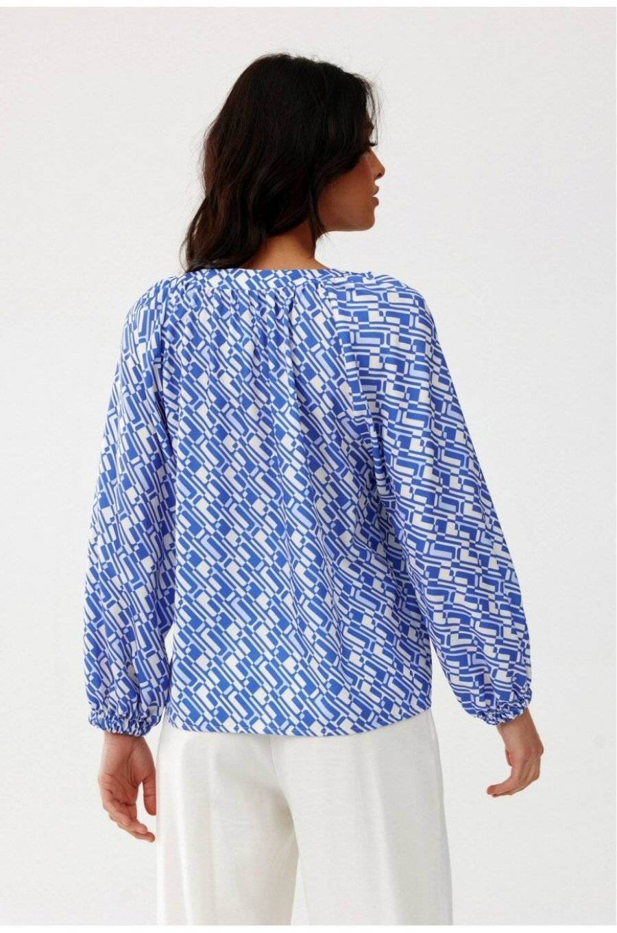 Bluza dama tip tunica, bleu cu print alb, vaporoasa, cu maneca lunga, ClaraR 2 - jojofashion.ro