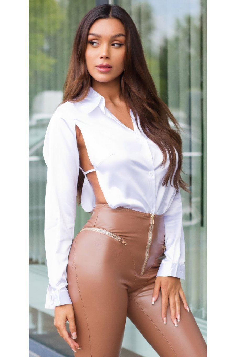 Camasa dama alba din satin cu decupaje in talie Kardashian Camasa dama alba din satin cu decupaje in talie Kardashian 1 - jojofashion.ro