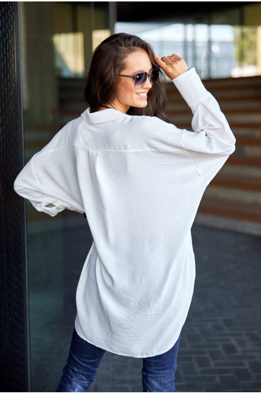 Camasa dama oversize, alba, cu maneca lunga si nasturi, Ayline 2 - jojofashion.ro