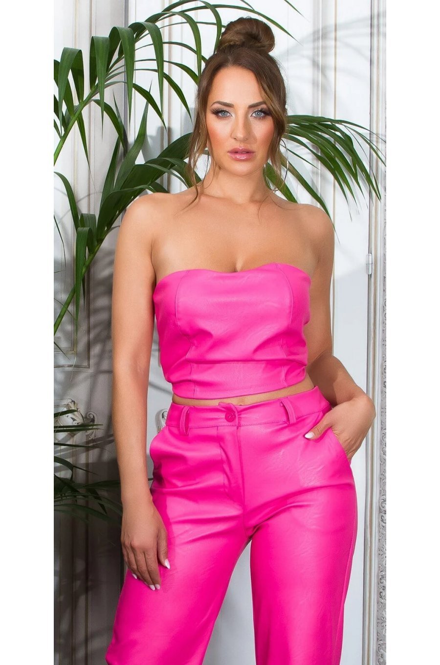 Crop top dama, piele eco roz, bandeau, Sandrina Crop top dama, piele eco roz, bandeau, Sandrina 1 - jojofashion.ro