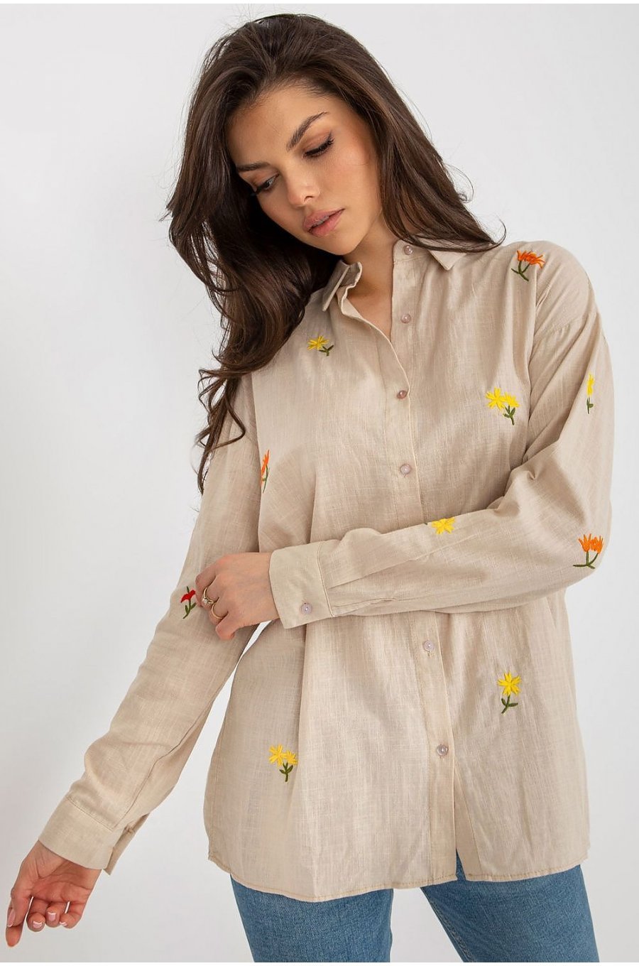 Camasa dama oversize, din bumbac, bej, cu maneca lunga si flori multicolore, Flower 1 - jojofashion.ro