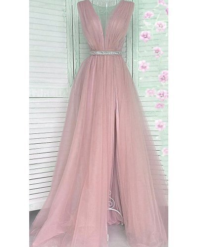Rochie de ocazie eleganta lunga cu tul roz pal Adele Rochii lungi, Rochie de ocazie eleganta lunga cu tul roz pal Adele - jojofashion.ro