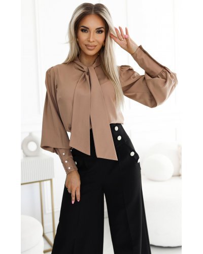 Bluza dama eleganta bej cu maneca lunga lejera Anouk Bluze dama, Bluza dama eleganta bej cu maneca lunga lejera Anouk - jojofashion.ro