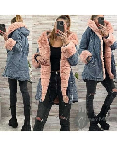 Geaca dama parka din denim albastru cu blanita eco roz Wanda Geci dama, Geaca dama parka din denim albastru cu blanita eco roz Wanda - jojofashion.ro