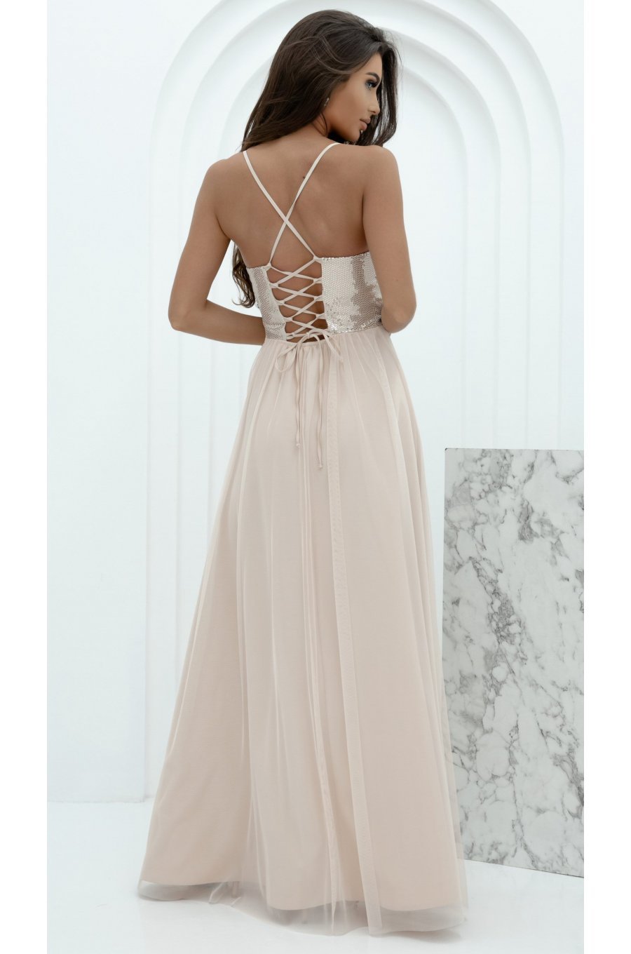 Rochie lunga din tulle si paiete bej cu bustul tip corset si umerii goi Bella 2 - jojofashion.ro