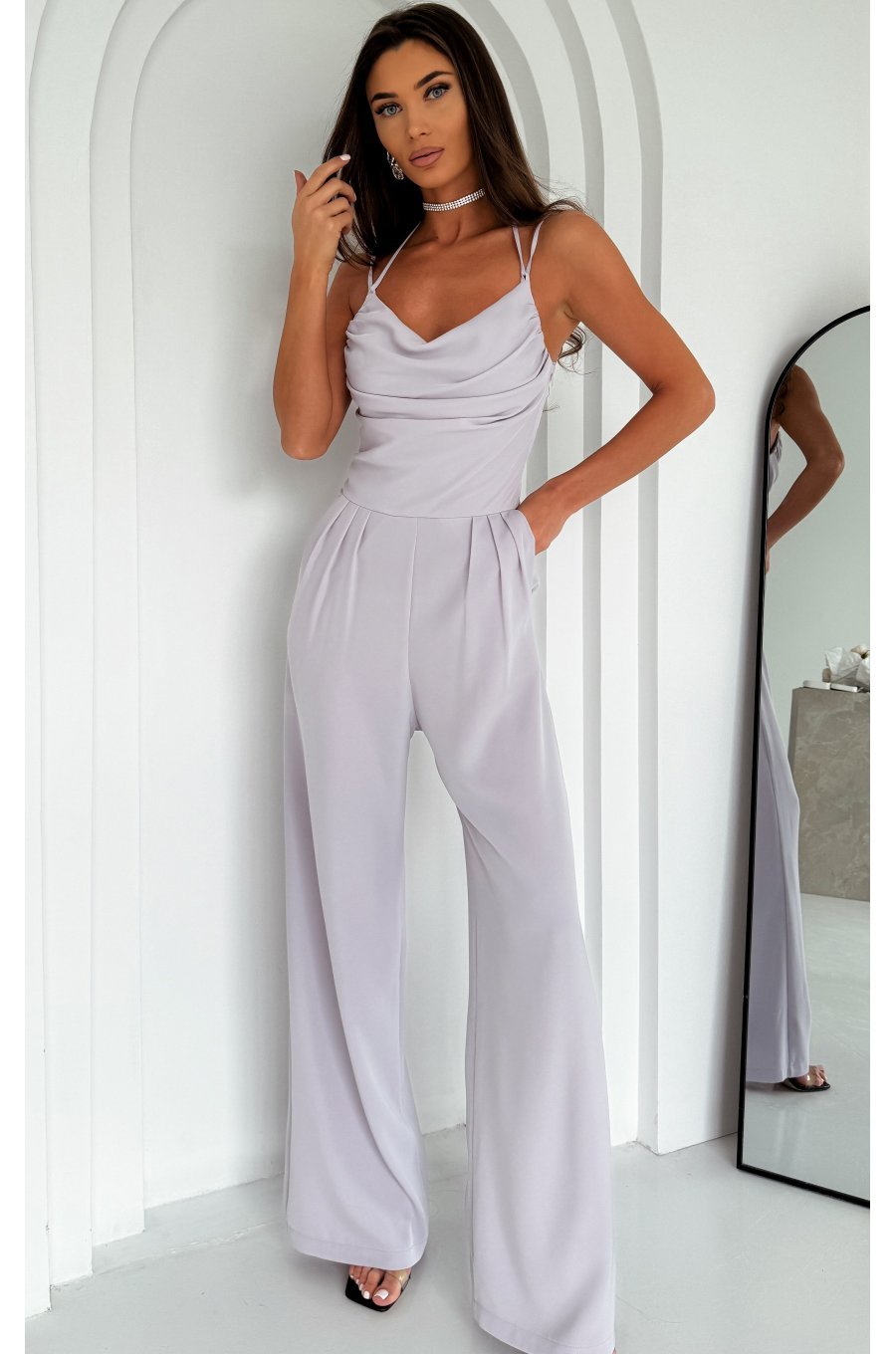 Salopeta eleganta, evazata, gri, cu spatele gol, Lajla Salopeta eleganta, evazata, gri, cu spatele gol, Lajla 1 - jojofashion.ro