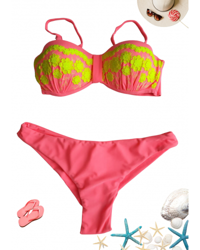 Costum de baie brazilian din doua piese roz neon balconette Alisee Costume de baie, Costum de baie brazilian din doua piese roz neon balconette Alisee - jojofashion.ro