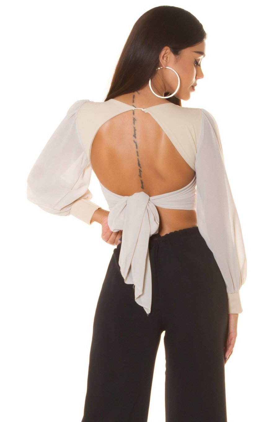 Crop top dama, bej, cu maneca lunga si decolteu in V, Meredith Crop top dama, bej, cu maneca lunga si decolteu in V, Meredith 2 - jojofashion.ro