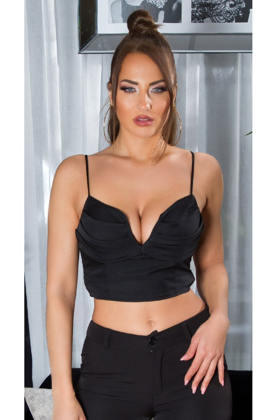 Crop top dama negru, de vara, incretit, Yvanka Crop top dama negru, de vara, incretit, Yvanka 1 - jojofashion.ro