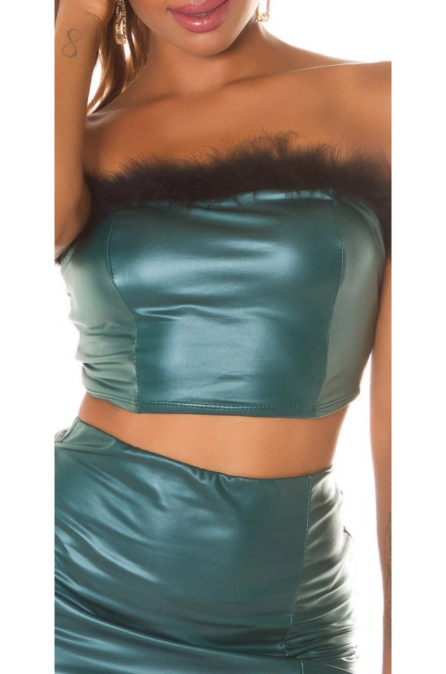 Crop top dama verde smarald piele eco cu puf Pukam Crop top dama verde smarald piele eco cu puf Pukam 1 - jojofashion.ro