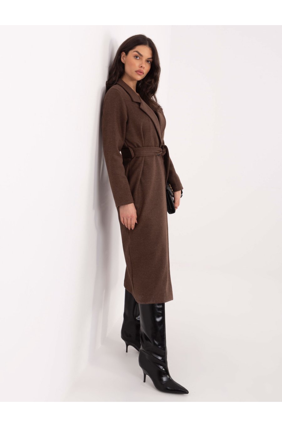 Palton dama  maro cu buzunare revere si cordon Yariana 3 - jojofashion.ro