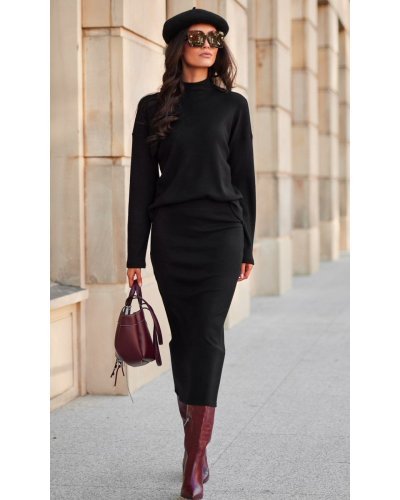 Fusta conica din vascoza, midi, neagra, mulata, CarmenR Fuste dama, Fusta conica din vascoza, midi, neagra, mulata, CarmenR - jojofashion.ro