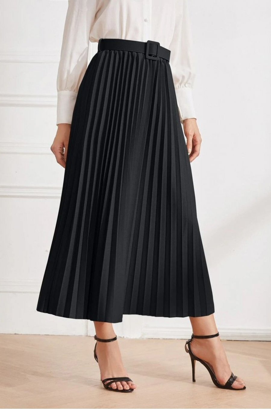 Fusta plisata lunga, neagra, eleganta, Aldina Fusta plisata lunga, neagra, eleganta, Aldina 1 - jojofashion.ro