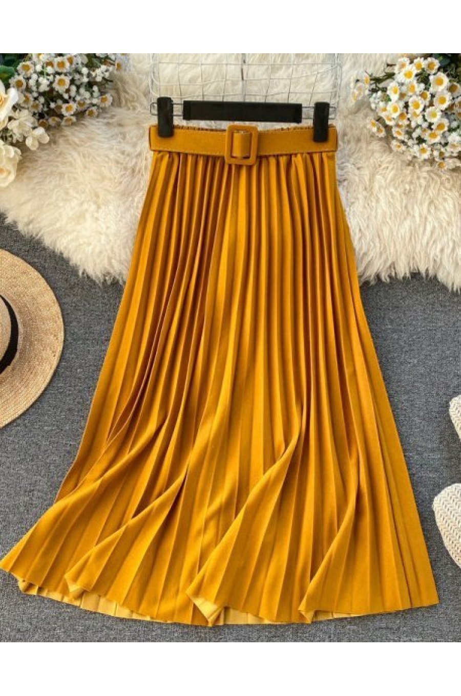 Fusta eleganta plisata, midi, galbena, mustar, Florena Fusta eleganta plisata, midi, galbena, mustar, Florena 1 - jojofashion.ro