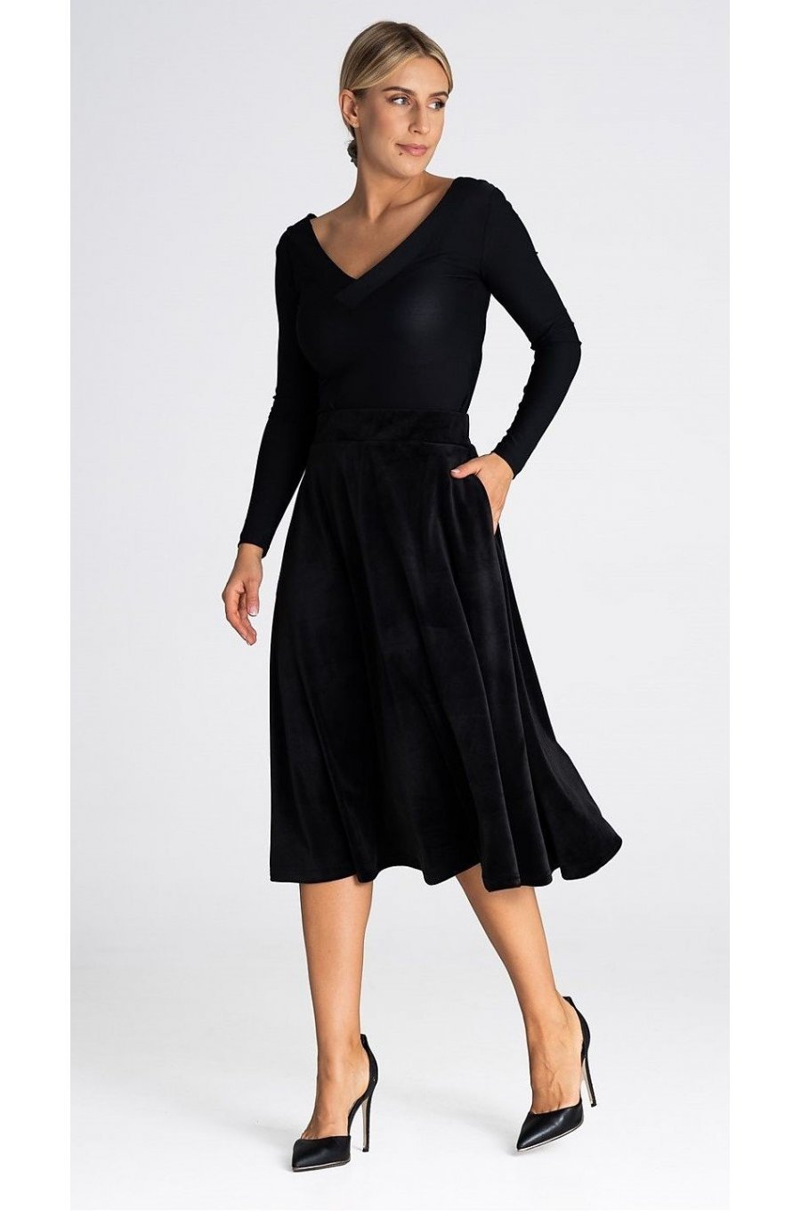 Fusta evazata din catifea, midi, neagra, cu talia inalta si buzunare, Barril 2 - jojofashion.ro