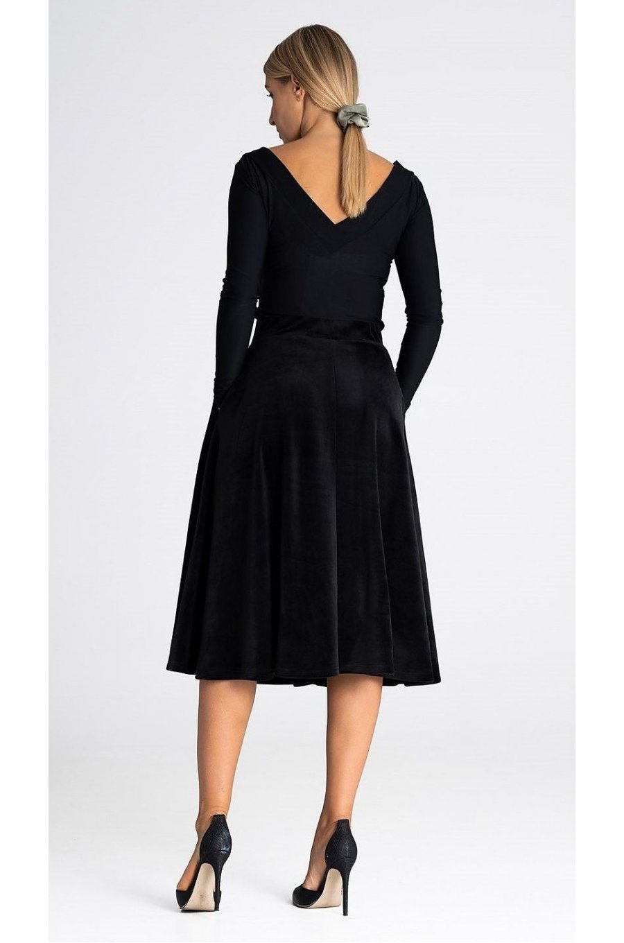 Fusta evazata din catifea, midi, neagra, cu talia inalta si buzunare, Barril 3 - jojofashion.ro