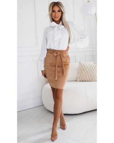 Fusta mulata din imitatie de piele intoarsa midi bej Cristiana Fuste dama, Fusta mulata din imitatie de piele intoarsa midi bej Cristiana - jojofashion.ro