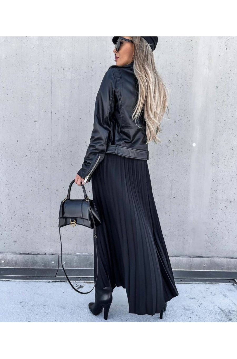 Fusta plisata lunga, neagra, eleganta, Aldina Fusta plisata lunga, neagra, eleganta, Aldina 2 - jojofashion.ro