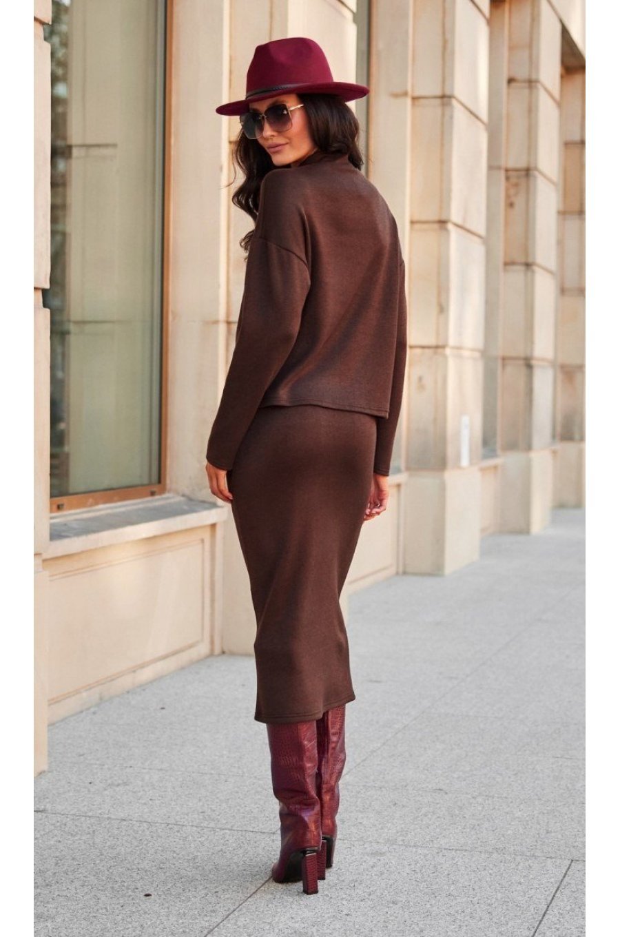 Fusta tip creion din vascoza, midi, maro, mulata, CarmenR 2 - jojofashion.ro