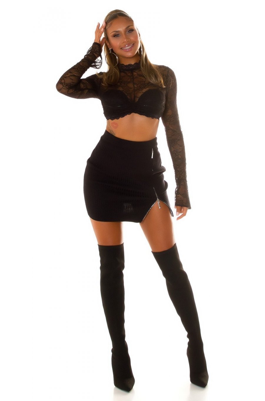 Fusta tricotata, din vascoza, scurta, neagra, cu fermoar, Luane Fusta tricotata, din vascoza, scurta, neagra, cu fermoar, Luane 4 - jojofashion.ro