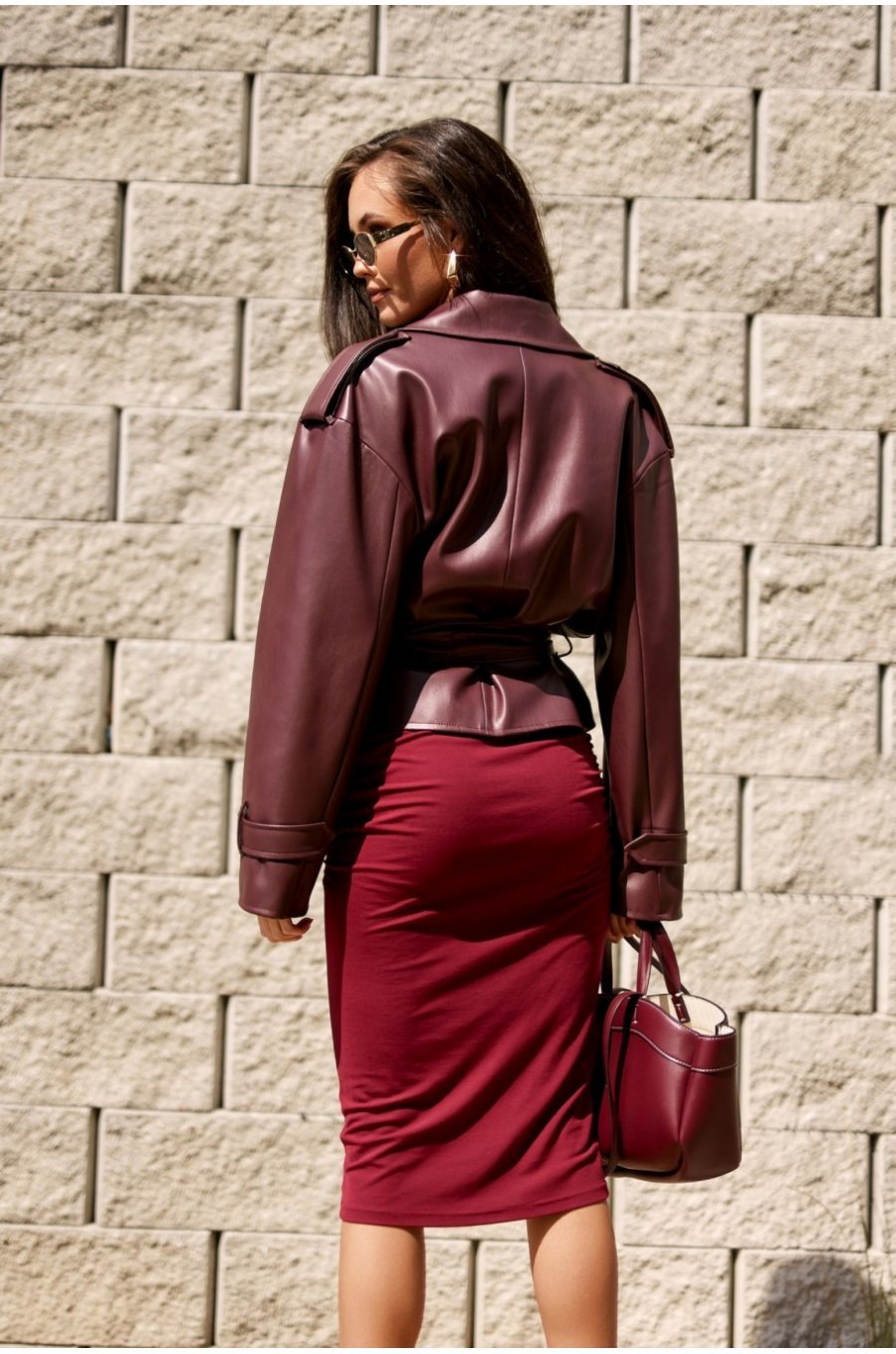 Geaca dama piele eco scurta burgundy cu cordon LorinaR 2 - jojofashion.ro