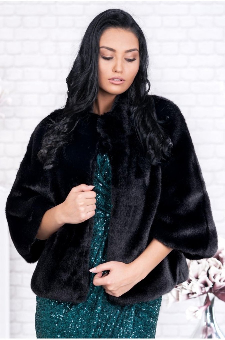 Capa dama blana eco neagra plus size Per Donna Kami 1 - jojofashion.ro