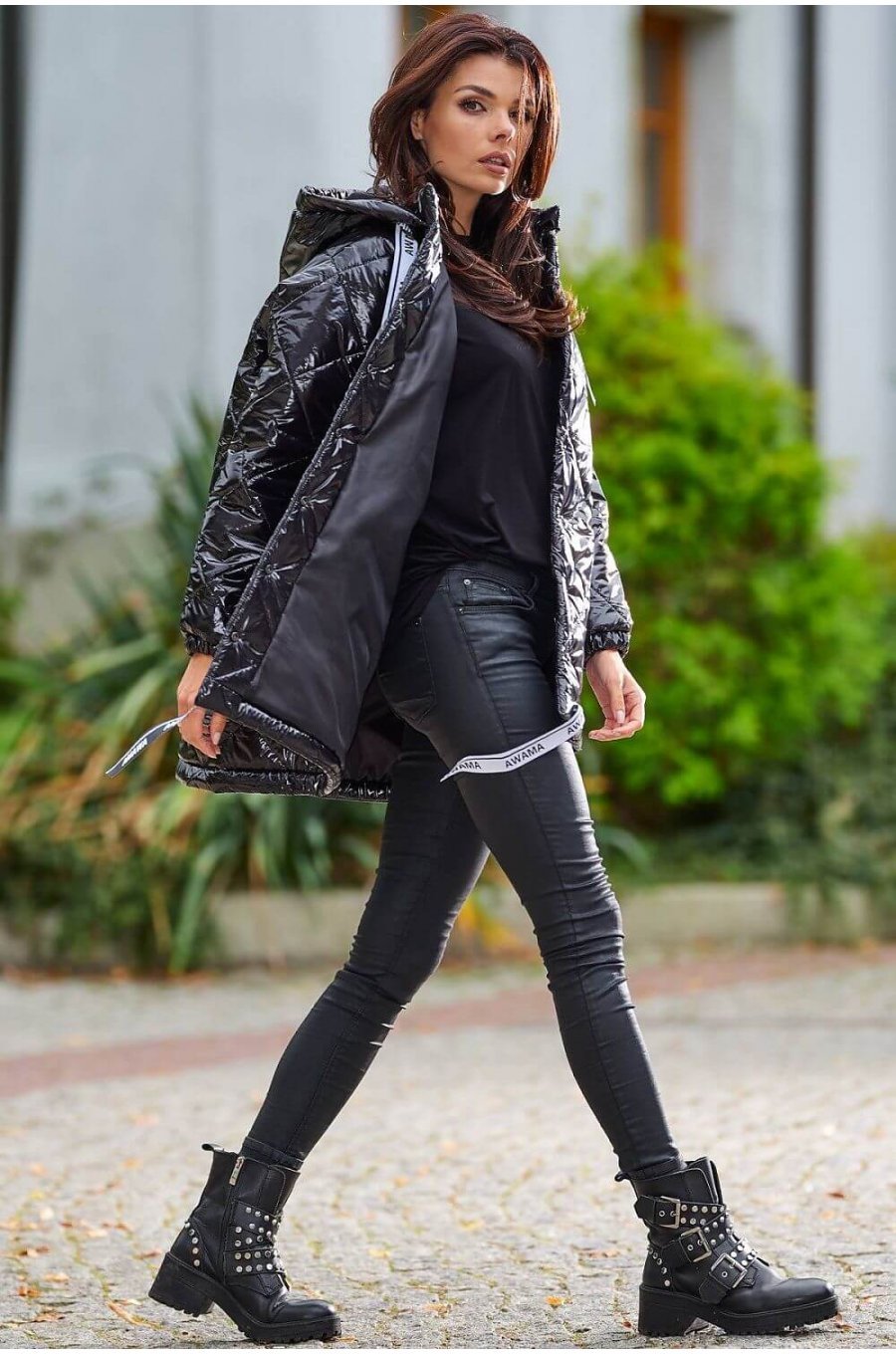 Geaca dama de iarna matlasata, lucioasa, neagra, cu gluga, Bianca Geaca dama de iarna matlasata, lucioasa, neagra, cu gluga, Bianca 2 - jojofashion.ro
