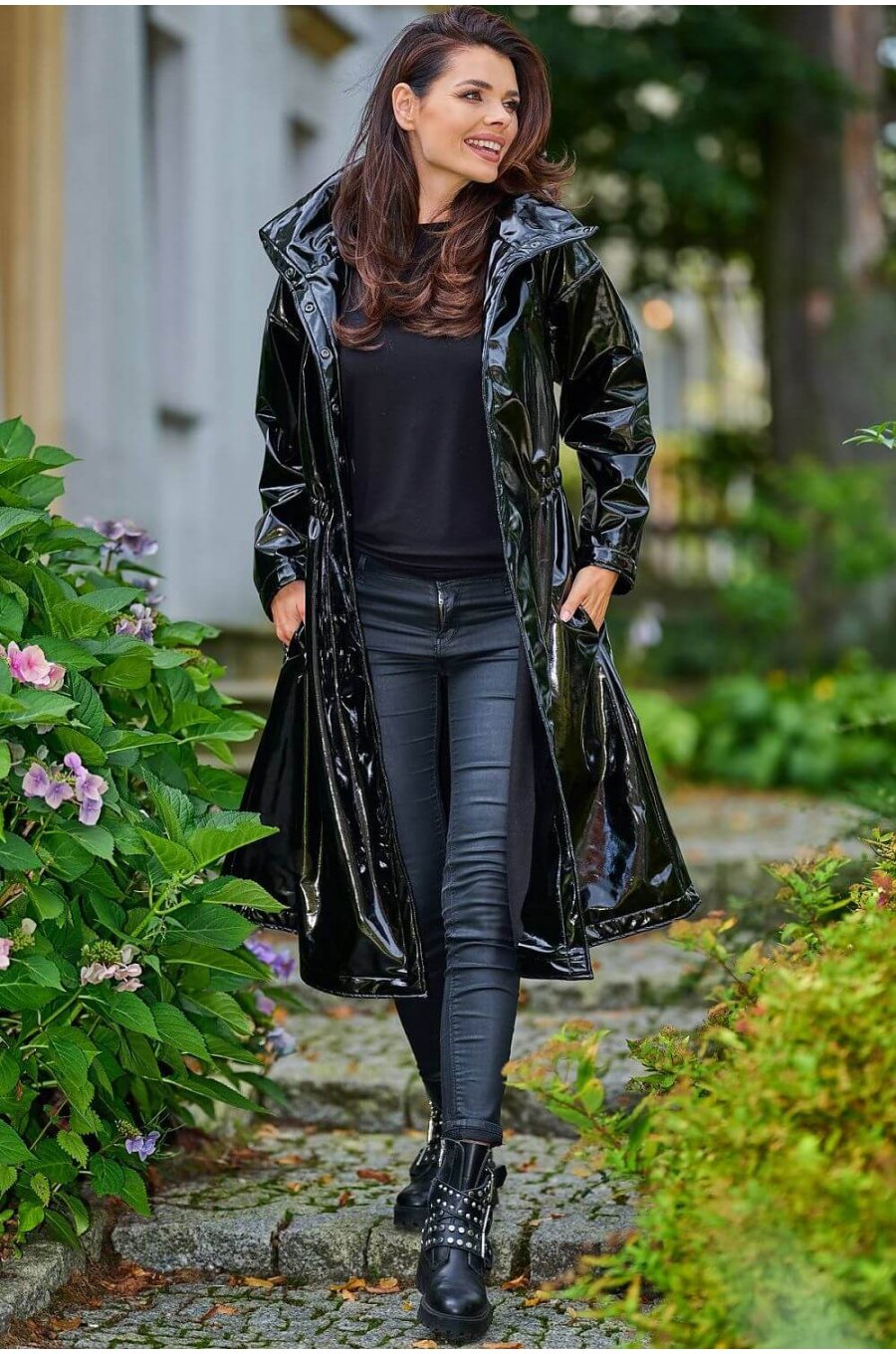 Palton dama negru lacuit de dama Tokyo Palton dama negru lacuit de dama Tokyo 3 - jojofashion.ro