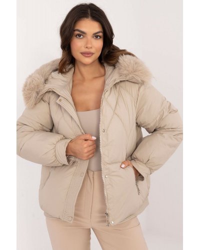 Geaca dama de iarna scurta, bej, matlasata, cu gluga si blanita, Letizia Geci dama, Geaca dama de iarna scurta, bej, matlasata, cu gluga si blanita, Letizia - jojofashion.ro