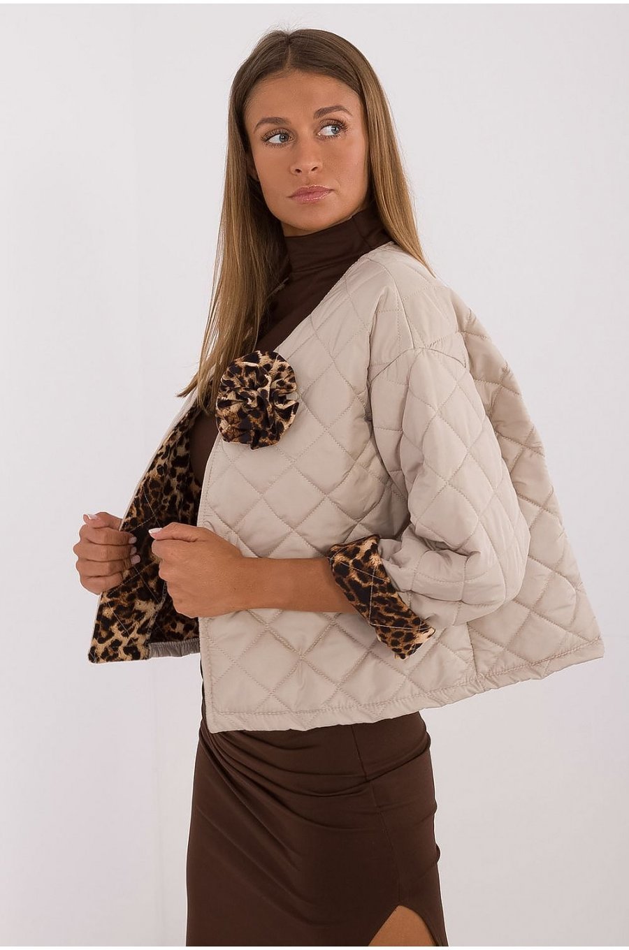 Geaca dama de toamna, matlasata bej, Sylvana Geaca dama de toamna, matlasata bej, Sylvana 3 - jojofashion.ro