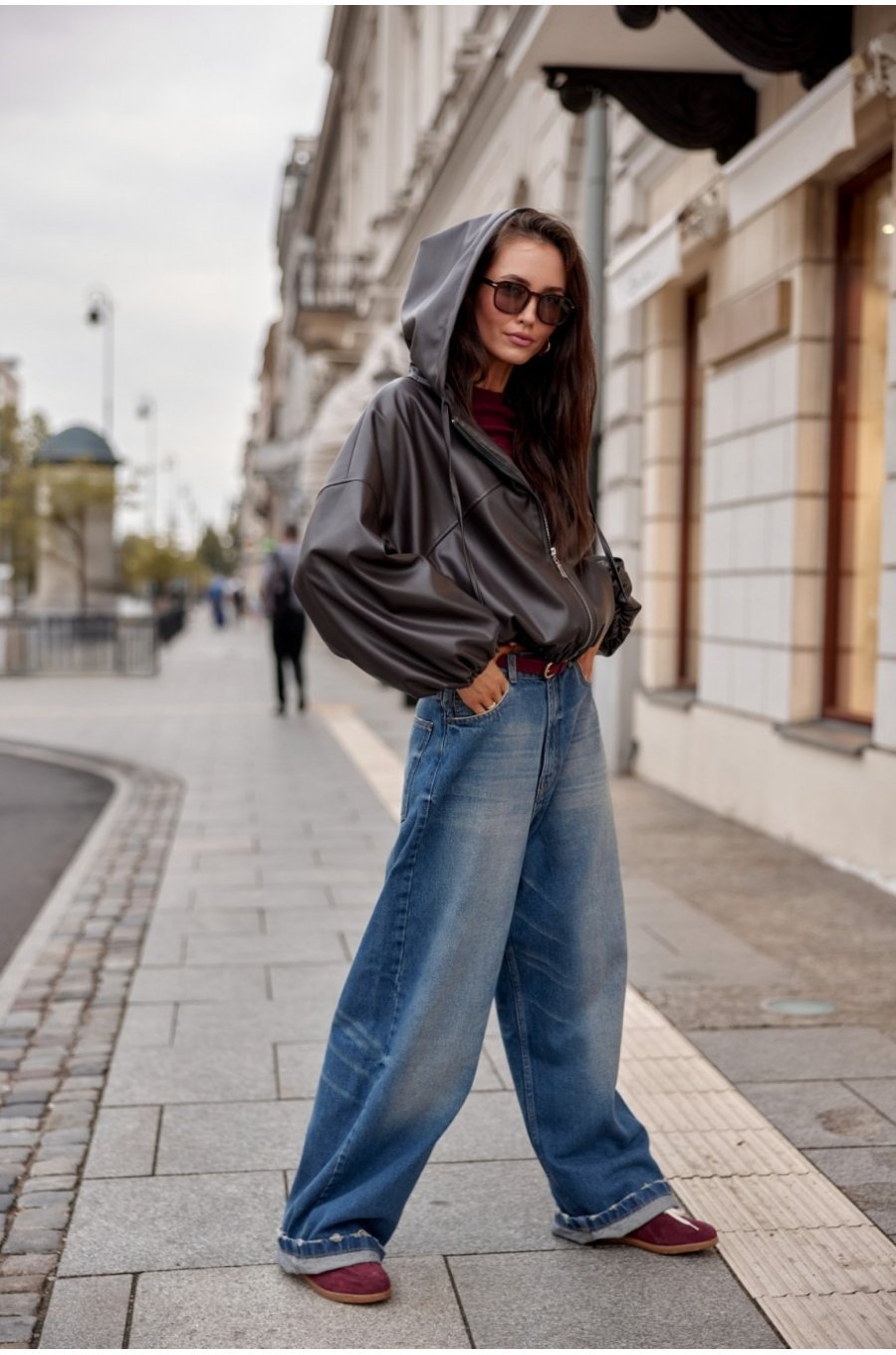 Geaca dama piele eco maro oversize cu gluga Hoodiva 3 - jojofashion.ro