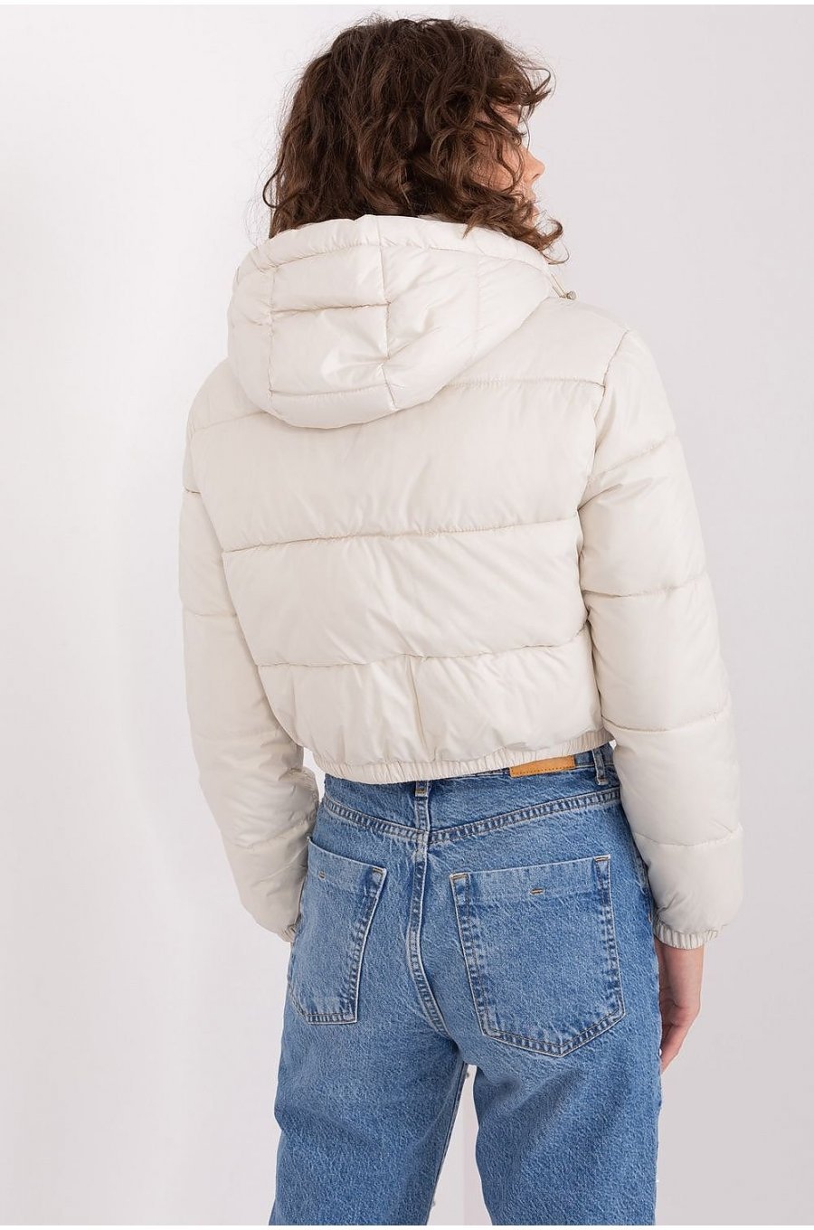 Geaca dama bomber scurta, bej, matlasata, cu gluga, Thara3 Geaca dama bomber scurta, bej, matlasata, cu gluga, Thara3 3 - jojofashion.ro