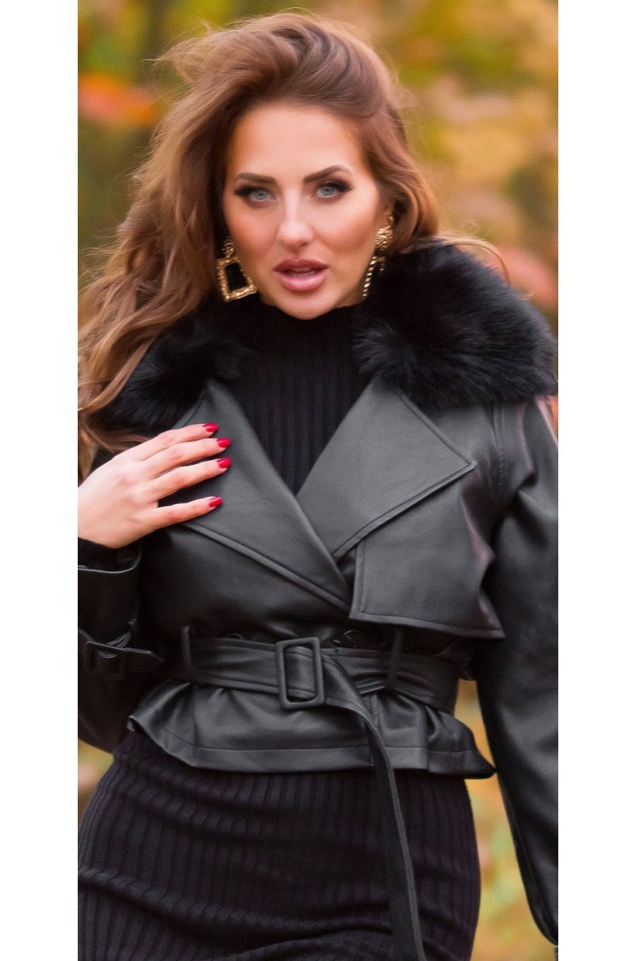 Geaca dama de iarna scurta, din piele eco neagra, cu guler din blana, Kaleea 1 - jojofashion.ro
