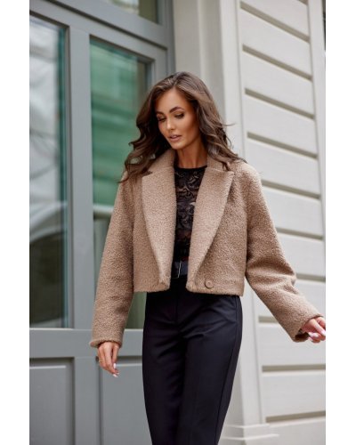 Geaca dama de toamna scurta, cappuccino, cu revere si nasturi mari, Renate Geci dama, Geaca dama de toamna scurta, cappuccino, cu revere si nasturi mari, Renate - jojofashion.ro