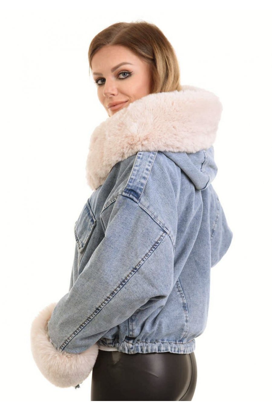 Geaca dama denim albastru cu gluga si blana eco bej oversize Madelyne 3 - jojofashion.ro