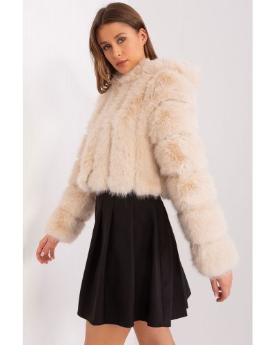 Geaca dama scurta, din blana eco, bej, cu gluga, Lubelle1 Geci dama, Geaca dama scurta, din blana eco, bej, cu gluga, Lubelle1 - jojofashion.ro