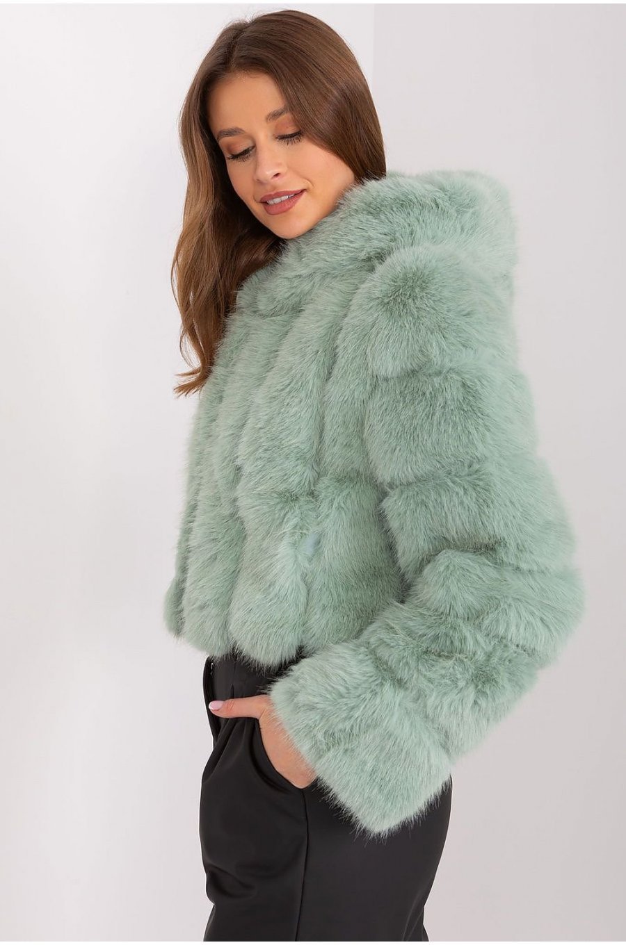 Geaca dama scurta, din blana eco, menta, cu gluga, Lubelle10 Geaca dama scurta, din blana eco, menta, cu gluga, Lubelle10 2 - jojofashion.ro