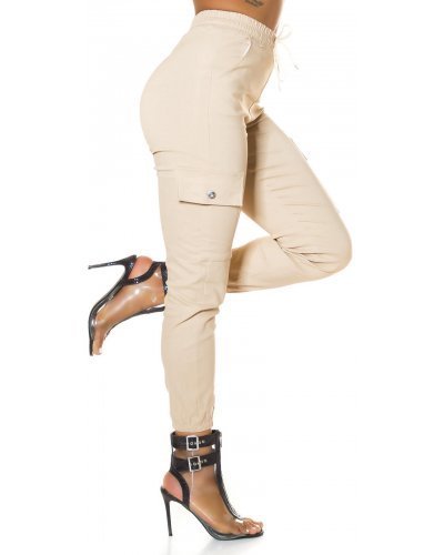 Pantaloni dama bej cargo cu buzunare aplicate Haru - jojofashion.ro
