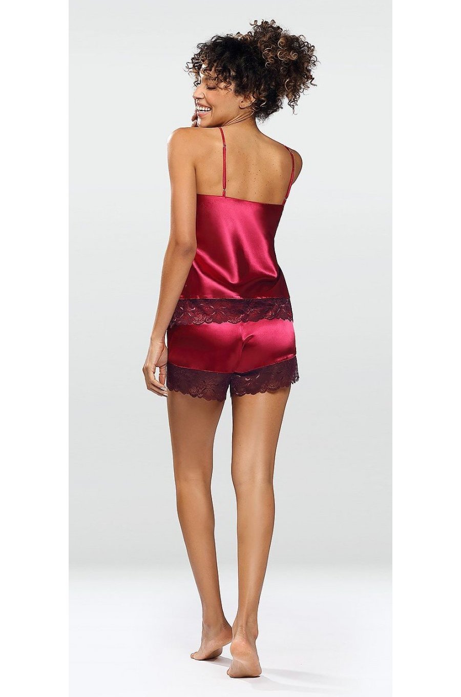 Set neglijeu din satin burgundy, cu insertii din dantela, Julle 2 - jojofashion.ro