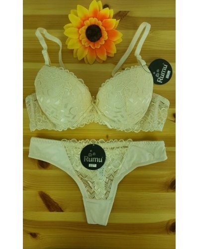 Set sutien si chilot dama din dantela bej Floris Lenjerie intima, Set sutien si chilot dama din dantela bej Floris - jojofashion.ro