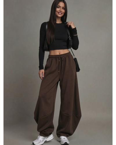 Pantaloni dama, Pantaloni trening de dama balloon maro oversize Moon - jojofashion.ro