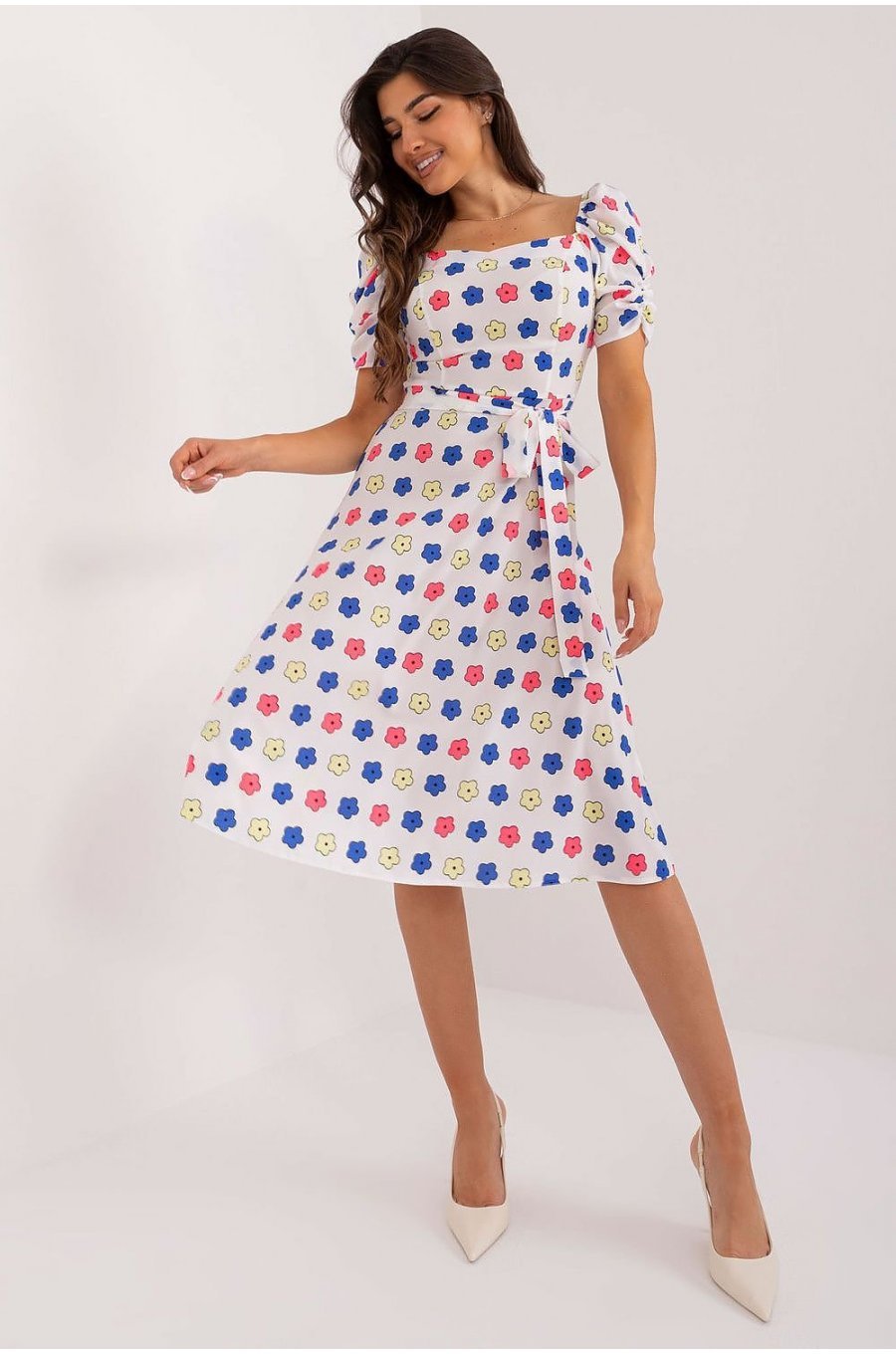 Rochie midi, alba cu floricele, in clos, cu maneca trei sferturi, Arissa2 3 - jojofashion.ro