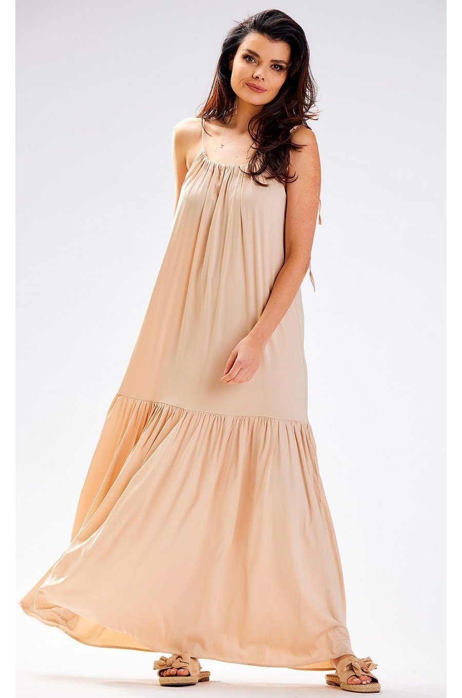 Rochie de vara lunga bej vaporoasa din vascoza Triny 1 - jojofashion.ro