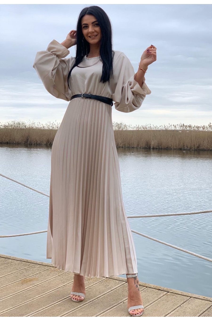 Rochie de ocazie lunga din satin bej plisata Alicia 1 - jojofashion.ro