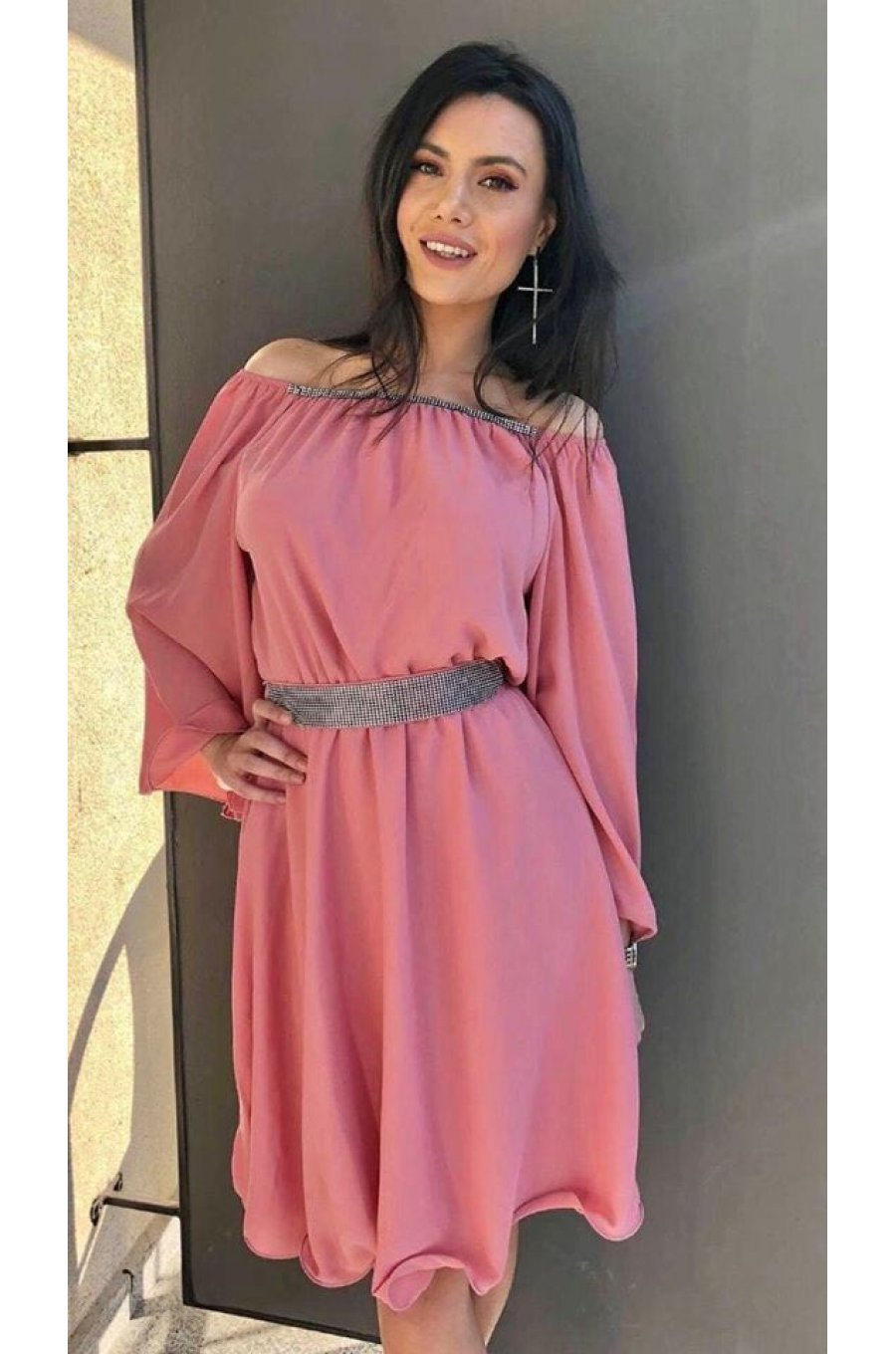 Rochie de ocazie midi vaporoasa din voal roz Alexia 1 - jojofashion.ro