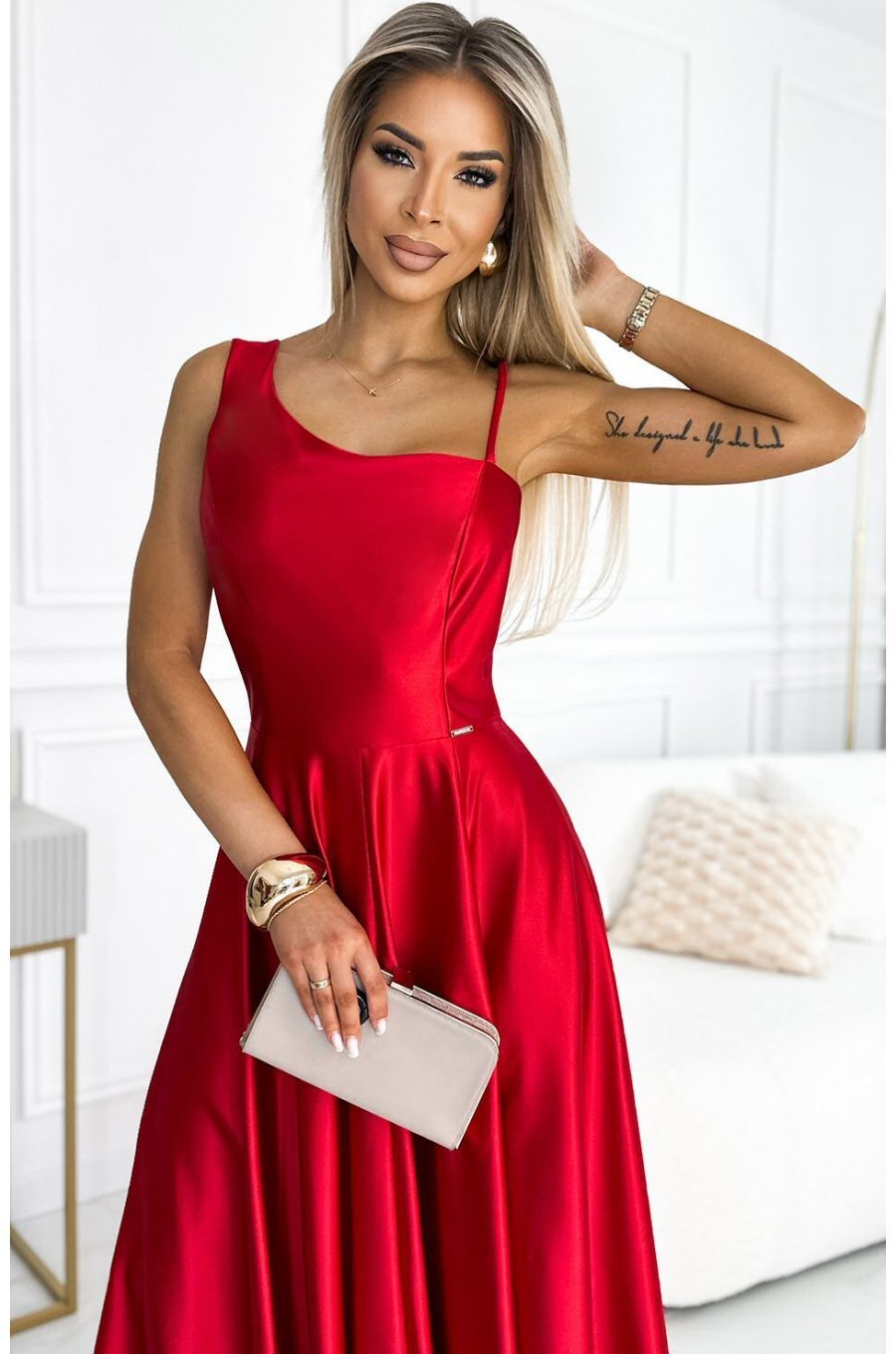Rochie lunga rosie din satin cu un umar gol Jollie 3 - jojofashion.ro
