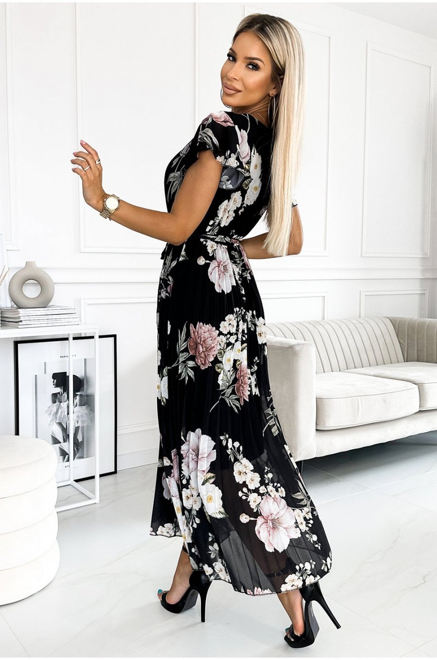 Rochie neagra cu flori albe plisata vaporoasa Isolda 2 - jojofashion.ro