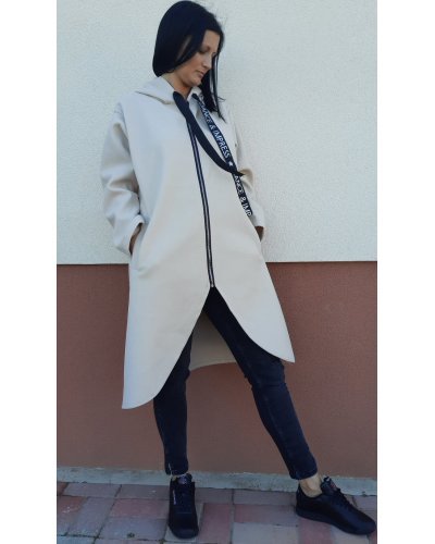 Palton casual bej  nude asimetric cu gluga si fermoar Tokio Paltoane dama, Palton casual bej  nude asimetric cu gluga si fermoar Tokio - jojofashion.ro